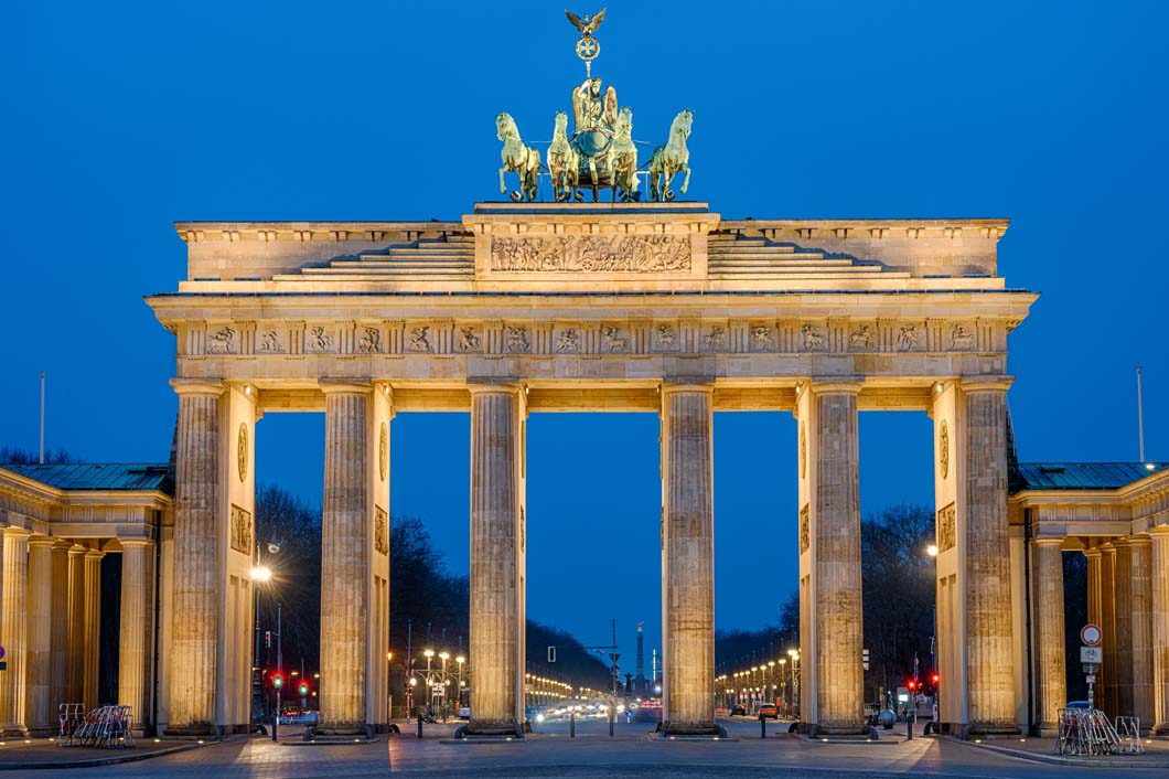 the-brandenburg-gate-in-berlin-2021-09-02-08-45-23-utc